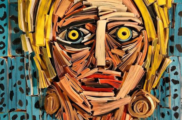 变废为宝:旧书报变成艺术雕塑